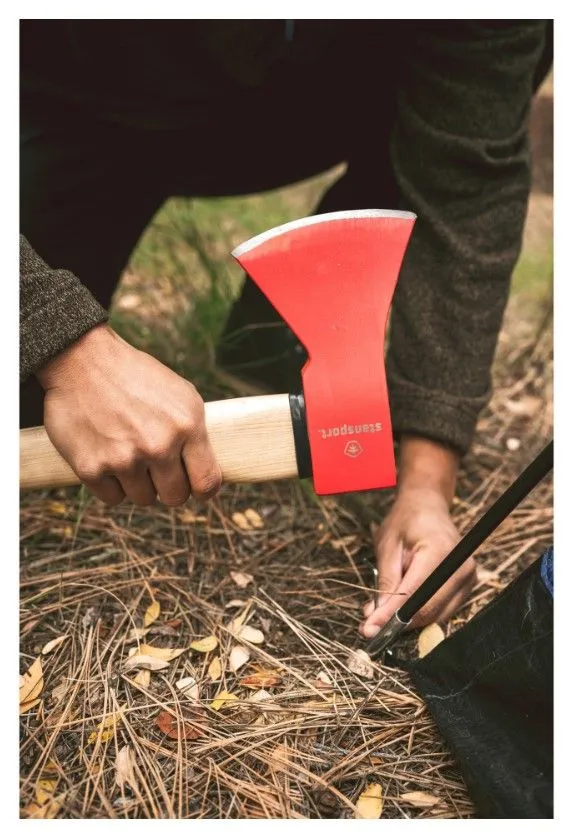 WOOD HANDLE AXE  MEDIUM - APPR